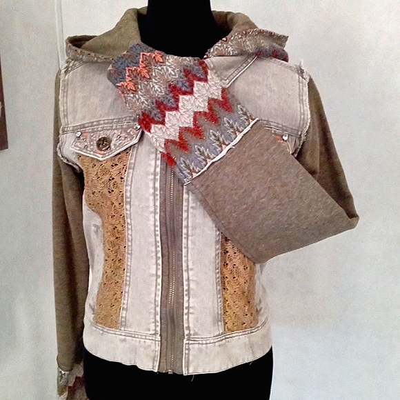 MISS ME SMALL OLIVE GREEN DENIM JACKET WITH HOODY - Picture 8 of 12